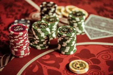 maret toto live blackjack dealer table